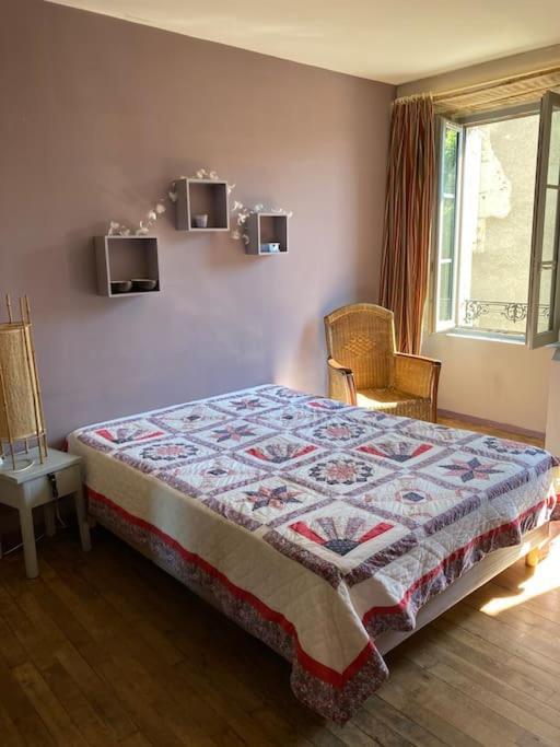 Grand Appartement Tres Clair Pres Centre Ville Argentat Exterior foto